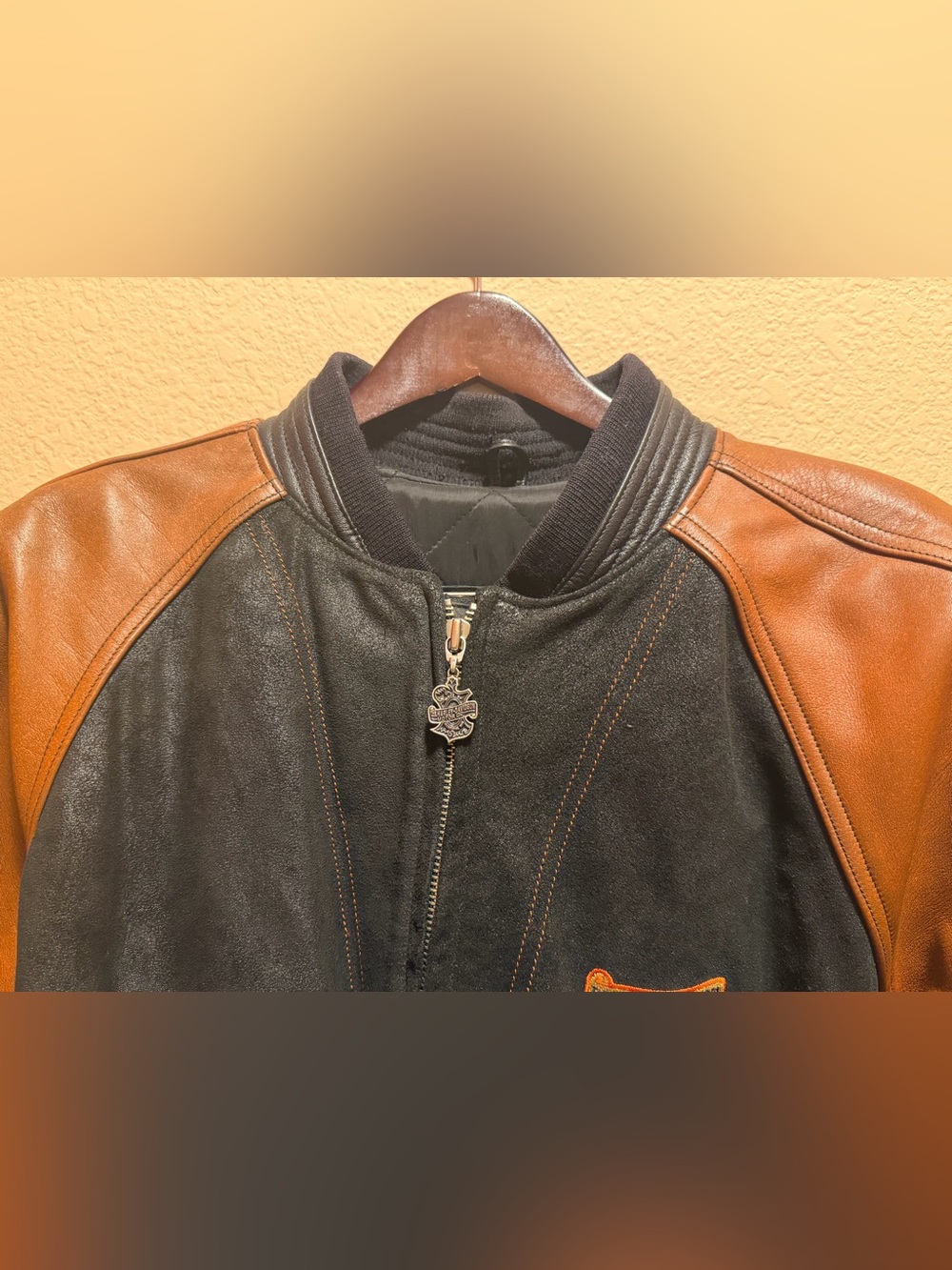 Authentic Harley Davidson Motorcycle Logo Leather Jacket Black Brown Size L - Picture 2 of 16